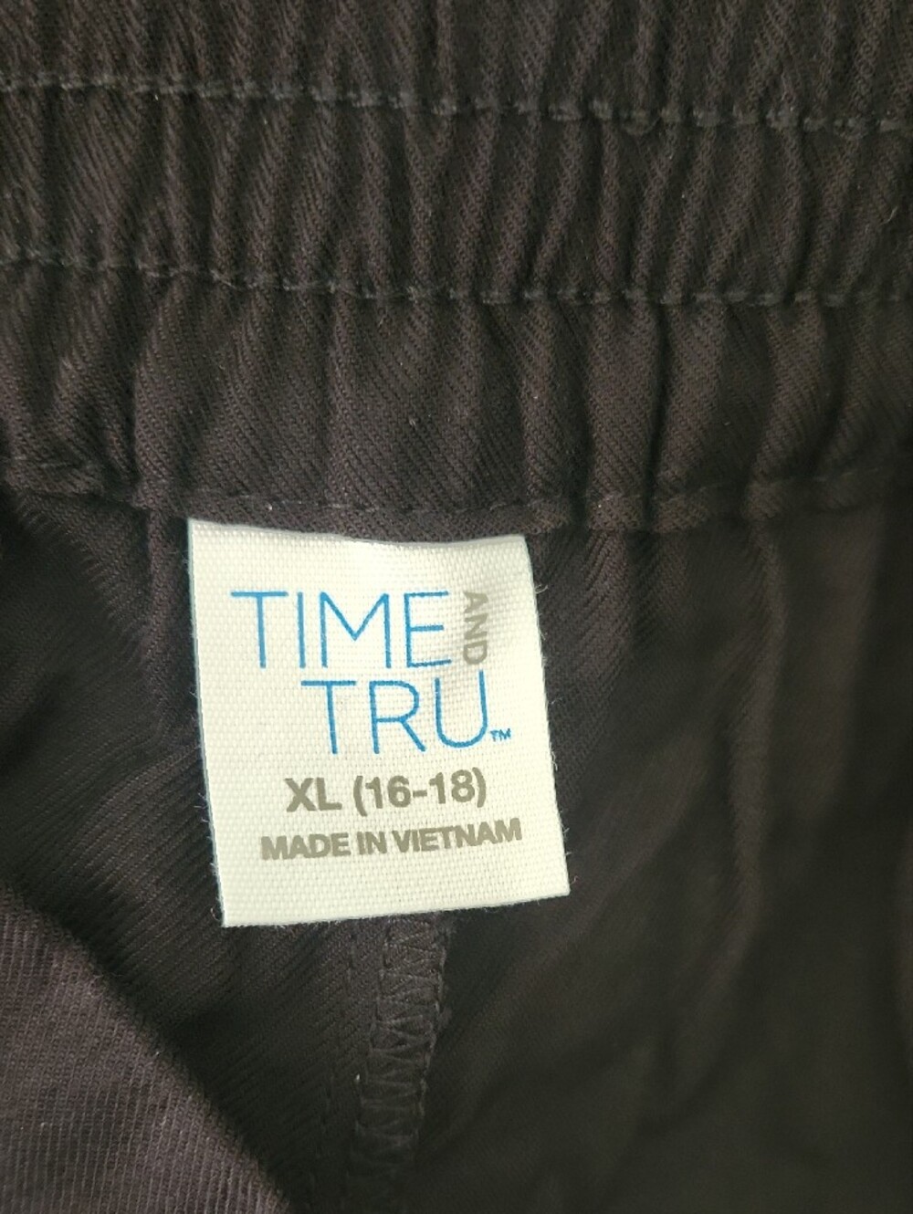 Time and Tru Black Wide-Leg Elastic Waist Pants with Pockets - Picture 4 of 4